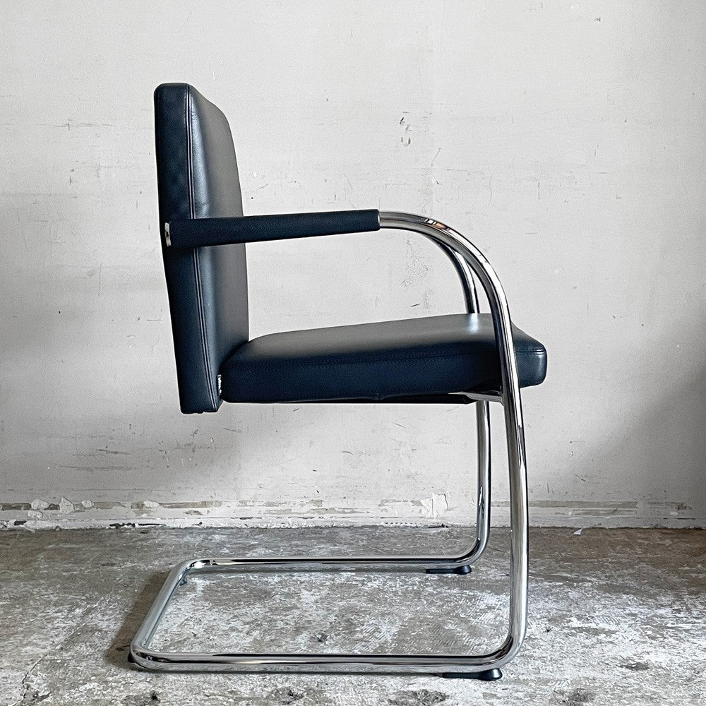 ヴィトラ vitra ビザソフト Visasoft アームチェア ミーティングチェア カンティレバー アントニオ・チッテリオ モダンデザイン B ■
