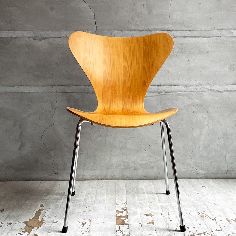 フリッツハンセン Fritz Hansen 3107 セブンチェア ビーチ材 ナチュラル ラッカー仕上げ アルネ・ヤコブセン スタッキング デンマーク 北欧家具 A ♪