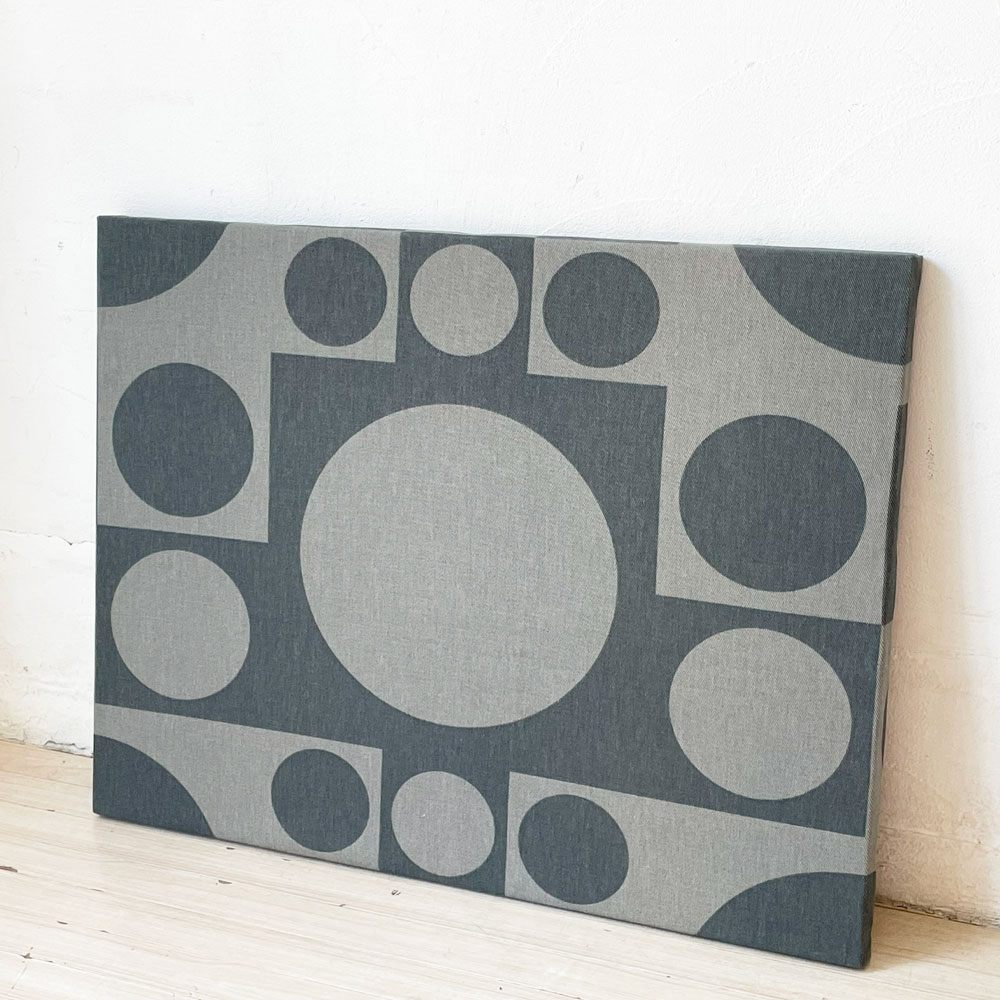 イノベーション INNOVATION ジオメトリ GEOMETRI グレー ファブリックパネル 50x62.5cm ヴェルナー・パントン Verner Panton ★