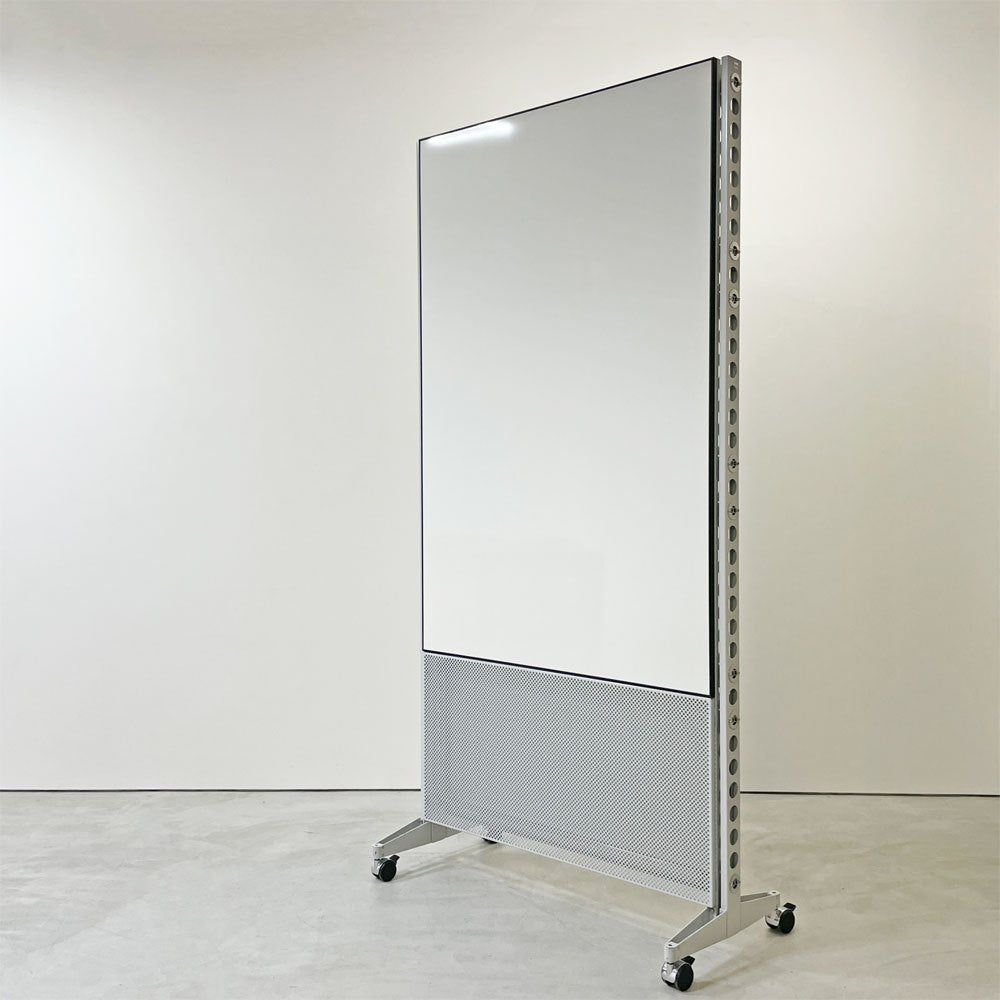 USMハラー USM Haller ディスプレイシステム Display System ホワイトボード パーテーション 間仕切り キャスター付き ●