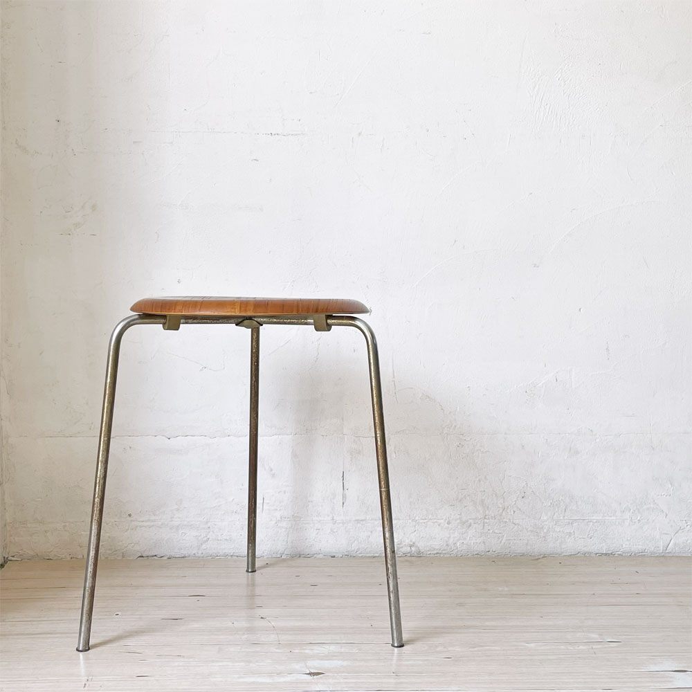 フリッツハンセン Fritz Hansen ビンテージ 3170 ドットスツール 3本脚 チーク材 アルネ・ヤコブセン Arne Jacobsen デンマーク 北欧家具 ★