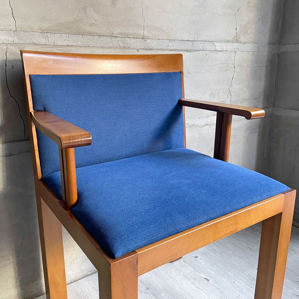 モルテーニ Molteni&C テアトロ Teatro アームチェア ダイニングチェア チェリー材 アルド ロッシ Aldo Rossi & ルカ メダ Luca meda イタリアビンテージ A