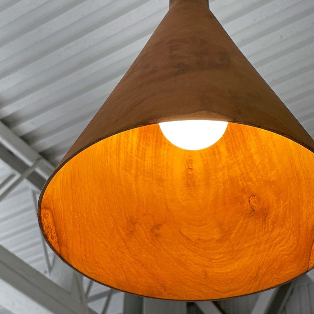 ダリールズ Dareels コーンウッドハンギングランプ CONE WOOD HANGING LAMP チーク古材 × スチール ペンダントライト 円錐 ◇