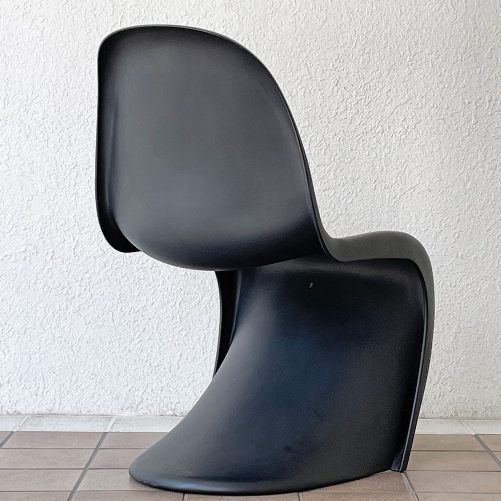 ヴィトラ vitra パントンチェア ダイニングチェア スタッキングチェア ディープブラック ヴェルナー・パントン Panton ミッドセンチュリー スペースエイジ ◇