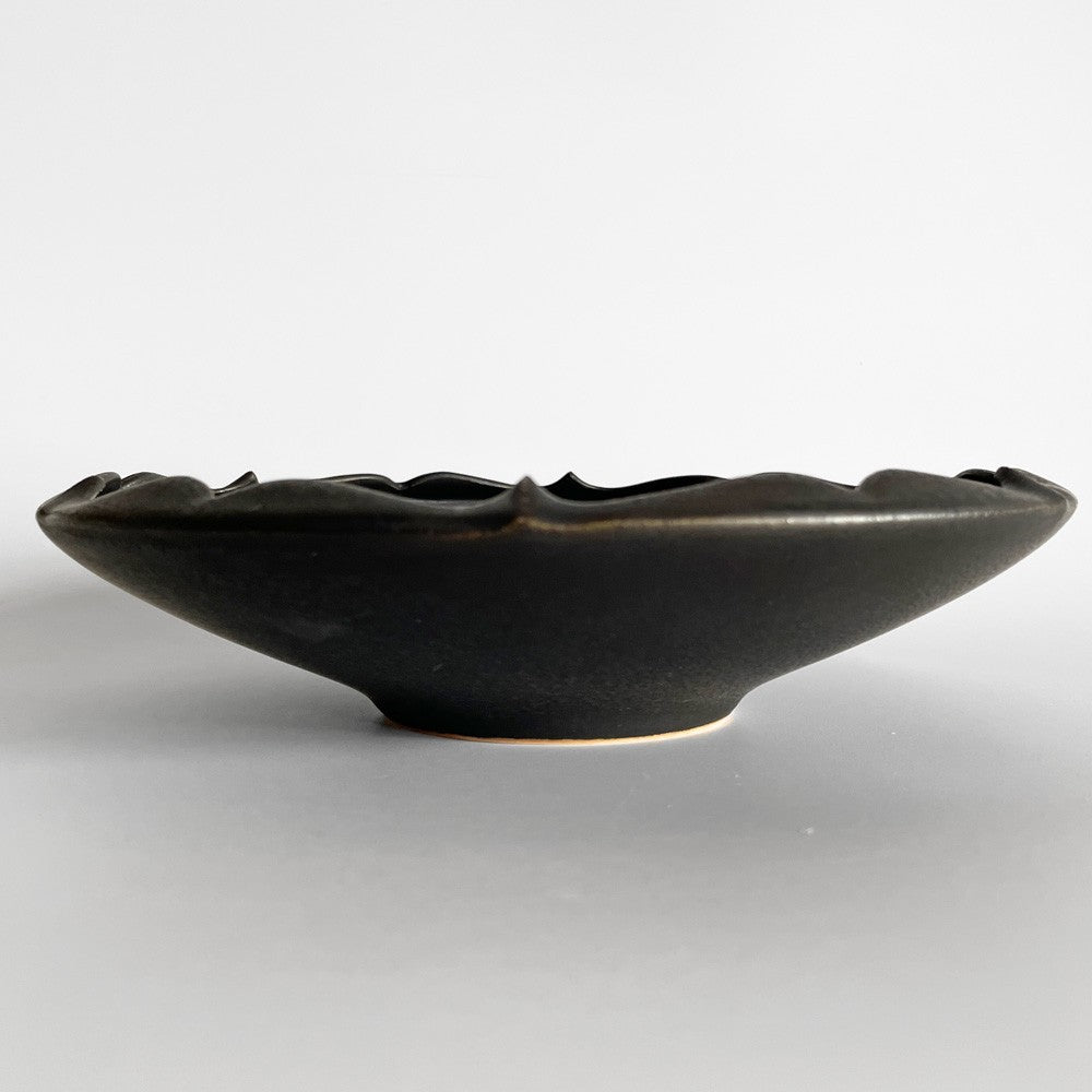 木下和美 輪花鉢 -蕾- 深皿 大鉢 Lサイズ 黒釉 磁器 22cm 現代作家 A ■