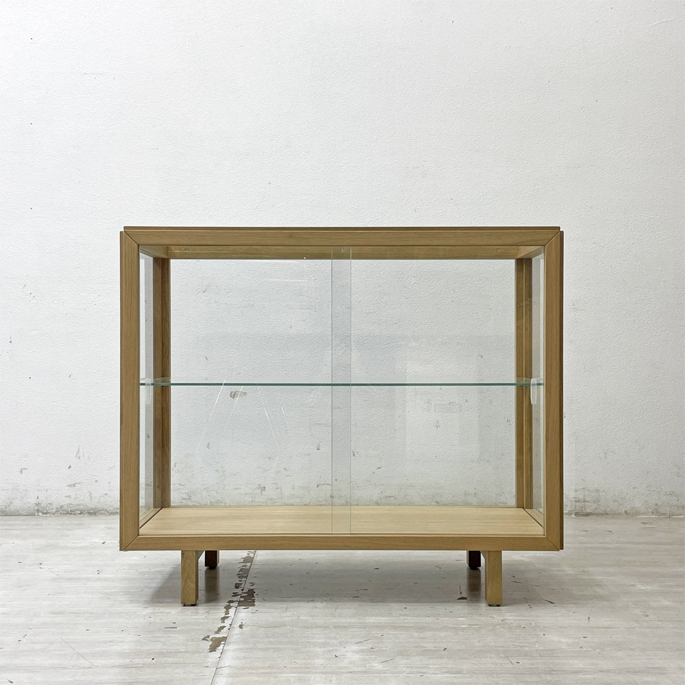 イケア IKEA ストックホルム2025 STOCKHOLM 2025 ガラスショーケース キャビネット 飾り棚 オーク材 北欧デザイン ●