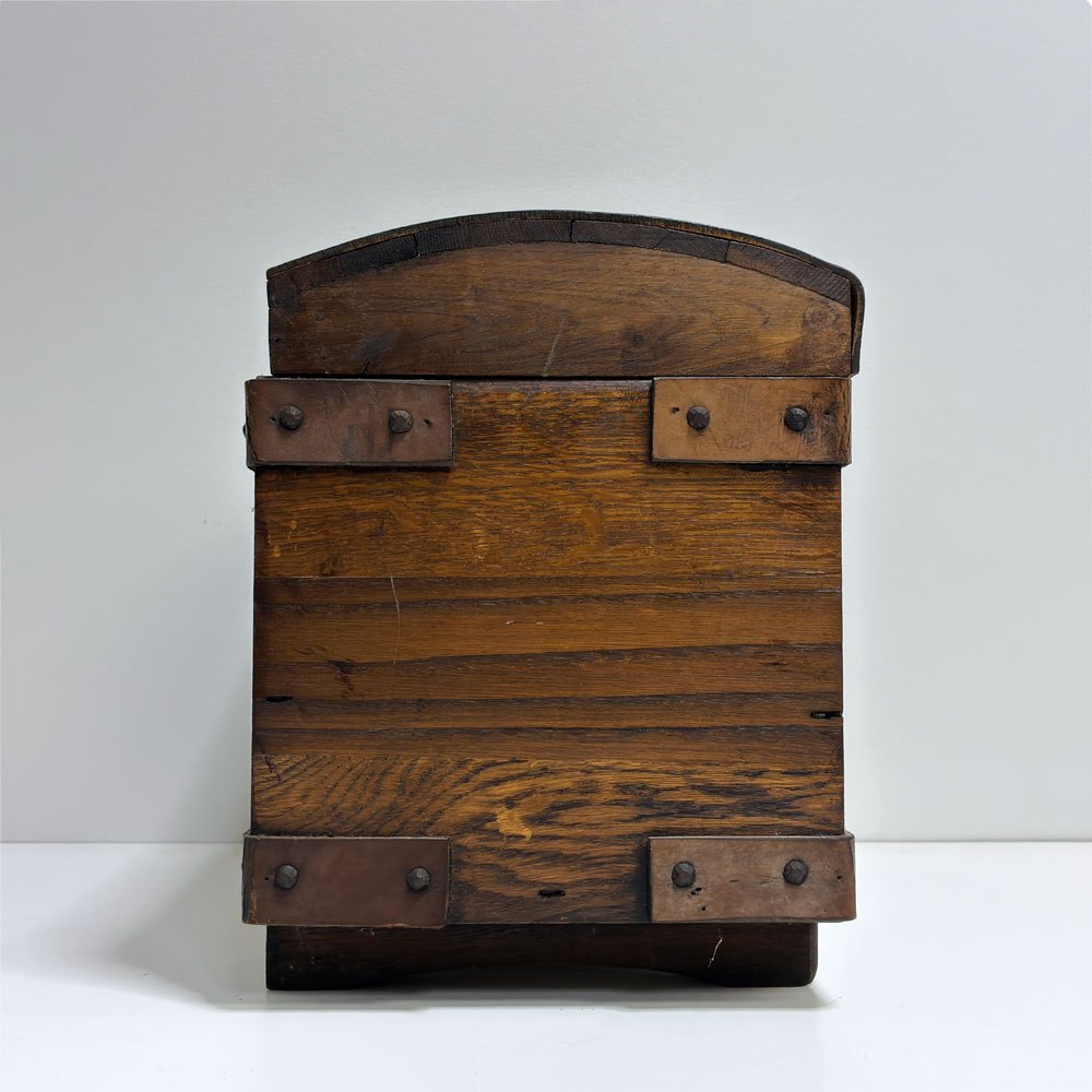 革ベルト付き 木製木箱 トレジャーボックス コンテナ 宝箱 小物入れ ●