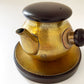 玉川堂 GYOKUSENNDO 急須 壺型 打出肌 金色 横手 木製ハンドル 台付 鎚起銅器 燕三条 伝統工芸 B ◎