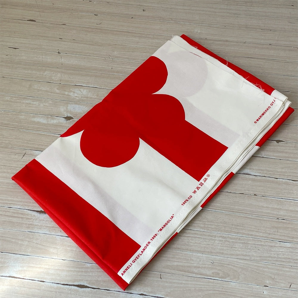 マリメッコ marimekko マンゴリア MANGOLIA 生地 ファブリック 232x142cm レッド アンネリ・クヴェフランデル Annli Qveflander ビンテージファブリック ★