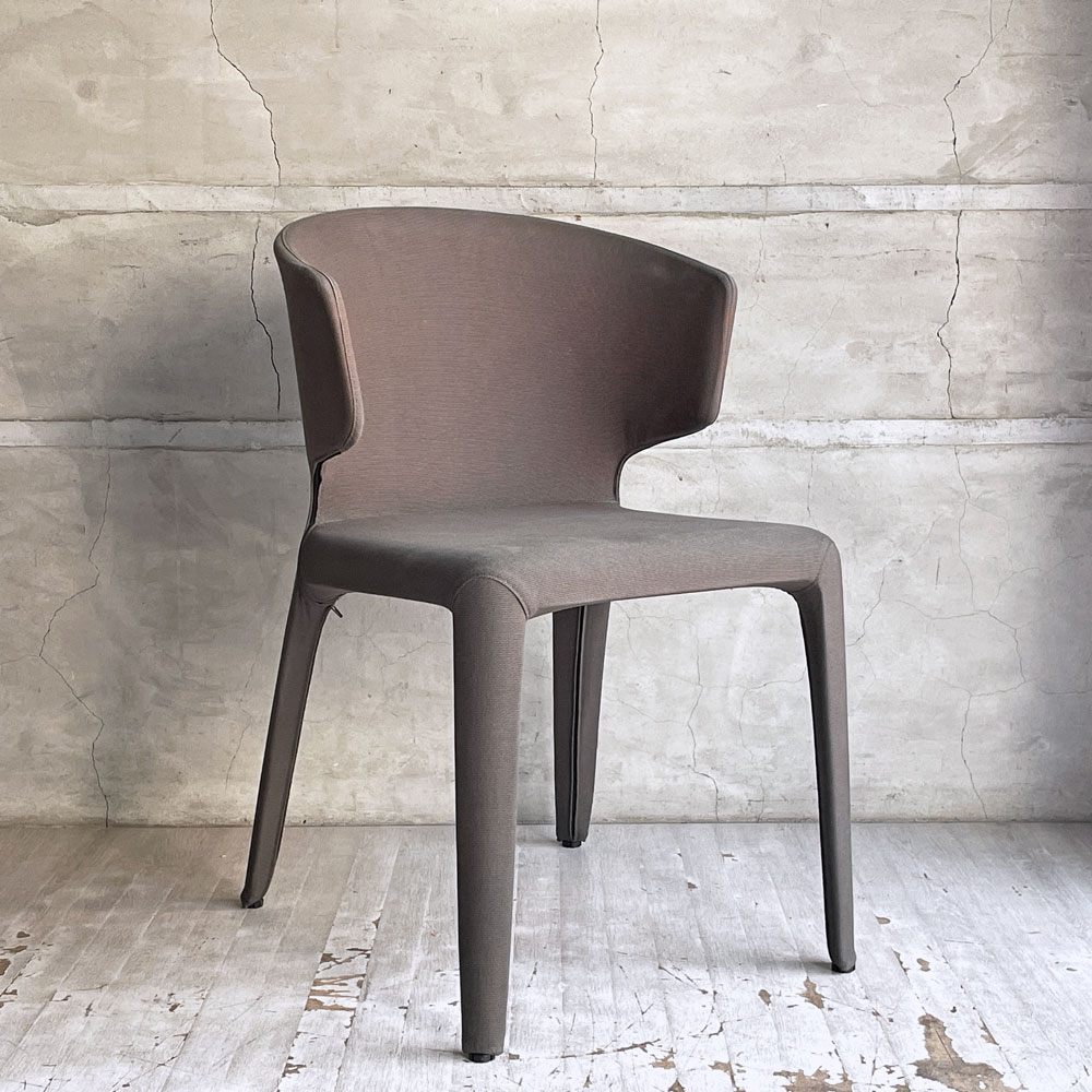カッシーナ Cassina オラ 367 HOLA アームチェア ファブリック ハンス・ウェッツスタイン 参考定価￥228,000- 現状品 A ♪