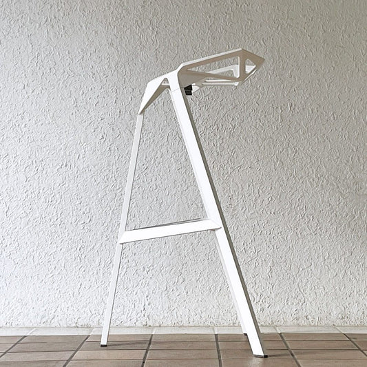 マジス MAGIS スツールワン STOOL_ONE カウンターチェア ハイスツール 座面高77cm コンスタンチン・グルチッチ イタリア ◇