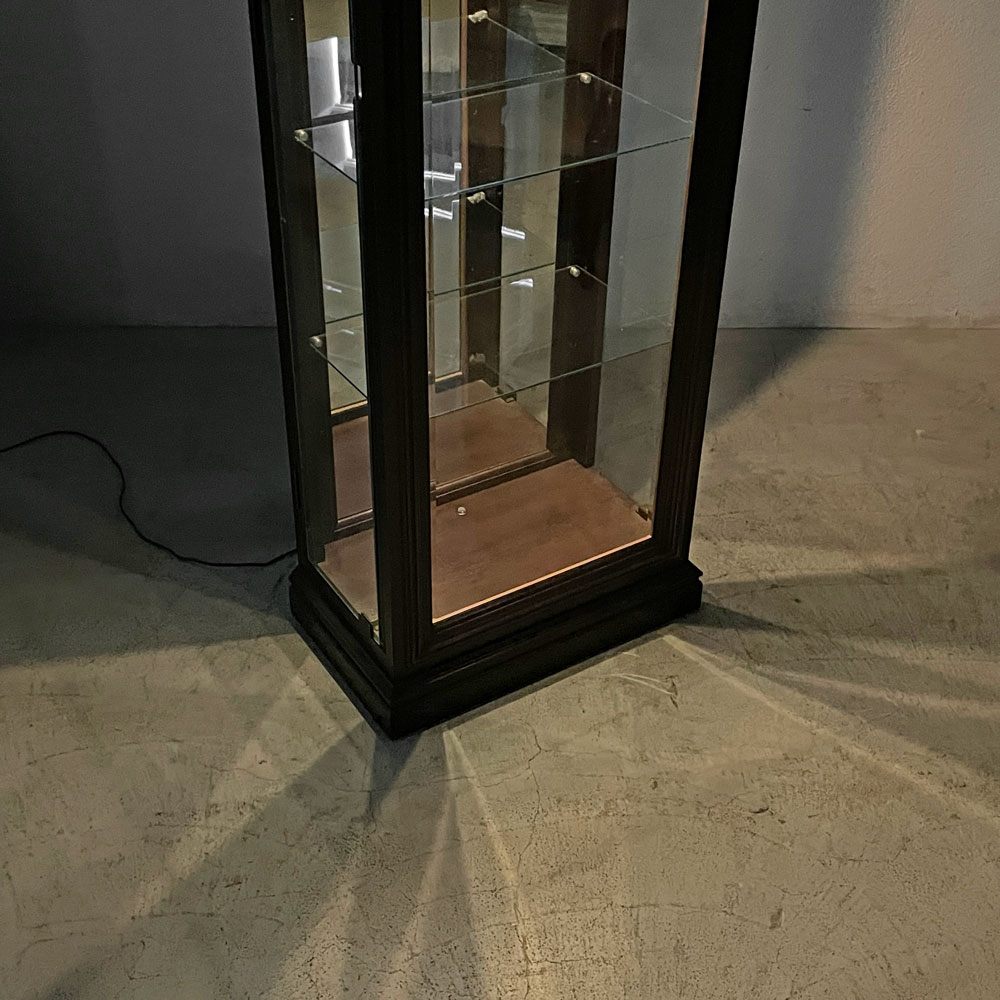 ガラス キュリオケース 飾り棚 ガラスキャビネット ディスプレイ 照明付き 棚板4枚 クラシカルデザイン H200 〓