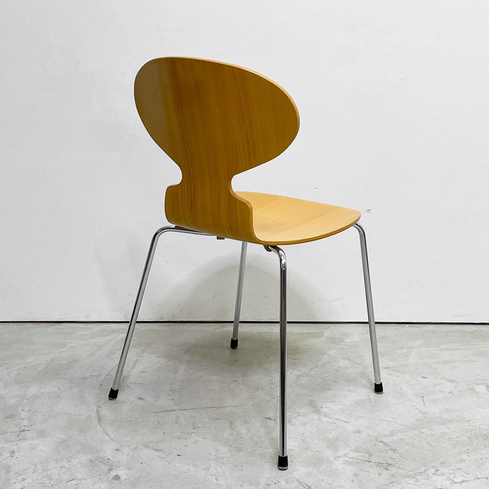 フリッツハンセン Fritz Hansen 3101 アリンコチェア アントチェア 4本脚 ナチュラルビーチ ラッカー仕上げ フェルトグライズ アルネ・ヤコブセン D ●