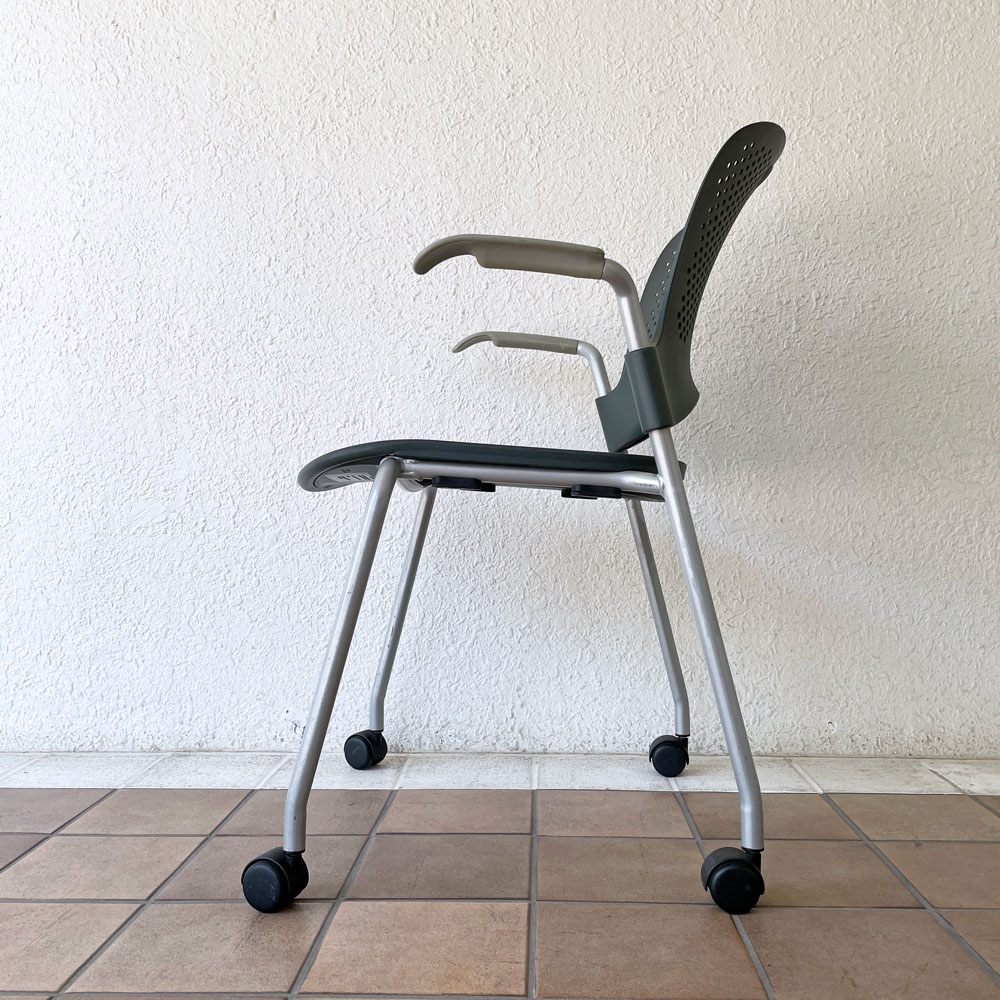 ハーマンミラー Herman Miller ケイパーチェア Caper Chair アームチェア キャスター付き スタッキングチェア ジェフ・ウェバー 現状品 A ◇