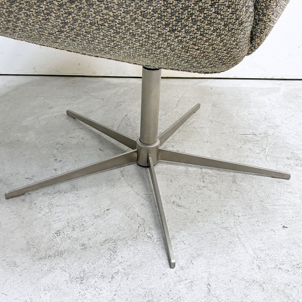 ボーコンセプト BoConcept オギ OGI ラウンジチェア ファブリック グレー系 ベージュ系 5本レッグ 回転式 デンマーク ●