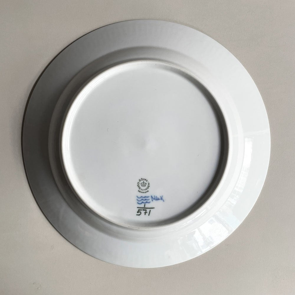 ロイヤルコペンハーゲン ROYAL COPENHAGEN ブルーフルーテッド ハーフレース ディーププレート 25.5cm 深皿 丸皿 陶器 北欧食器 廃番 美品 B ♪
