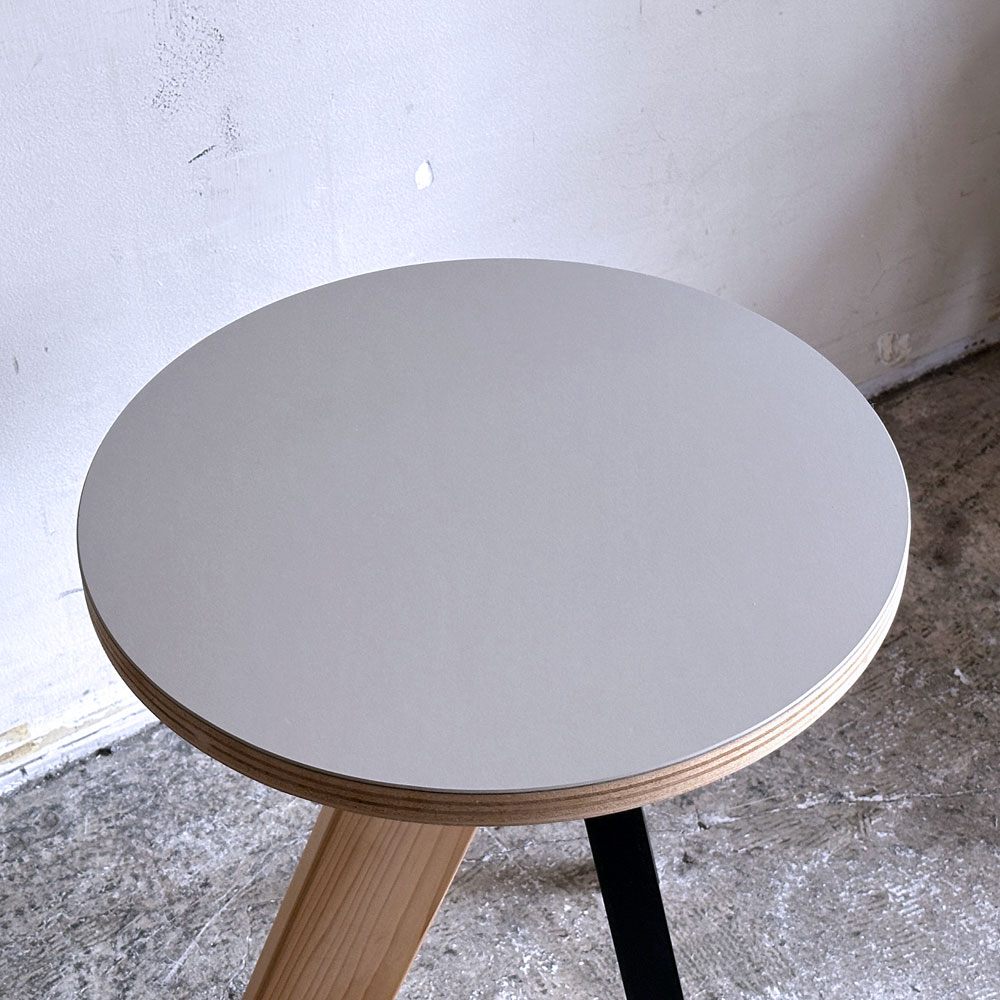 石巻工房 Ishinomaki Laboratory 工房 コーヒーテーブル KOBO COFFEE TABLE リノリウム天板 芦沢啓治 ■