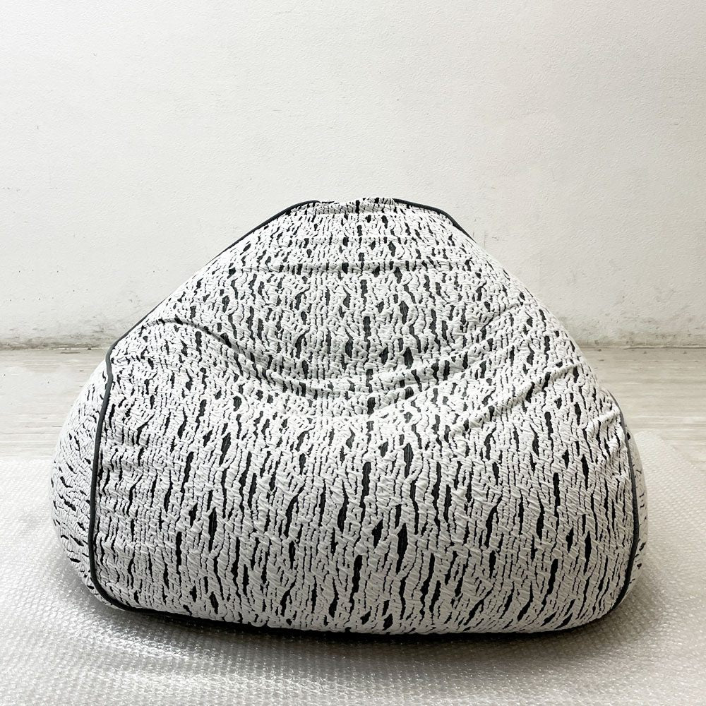 ヨギボー Yogibo  ラックスラウンジャープレミアム Luxe Lounger Premium ビーズクッション ソファ ライトグレー light gray 定価：￥48,400- ●