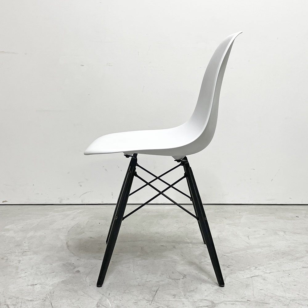 ハーマンミラー HermanMiller サイドシェルチェア ドゥエルレッグ DSW アルパイン × エボニー ポリプロピレン製 イームズ ミッドセンチュリー  C ●