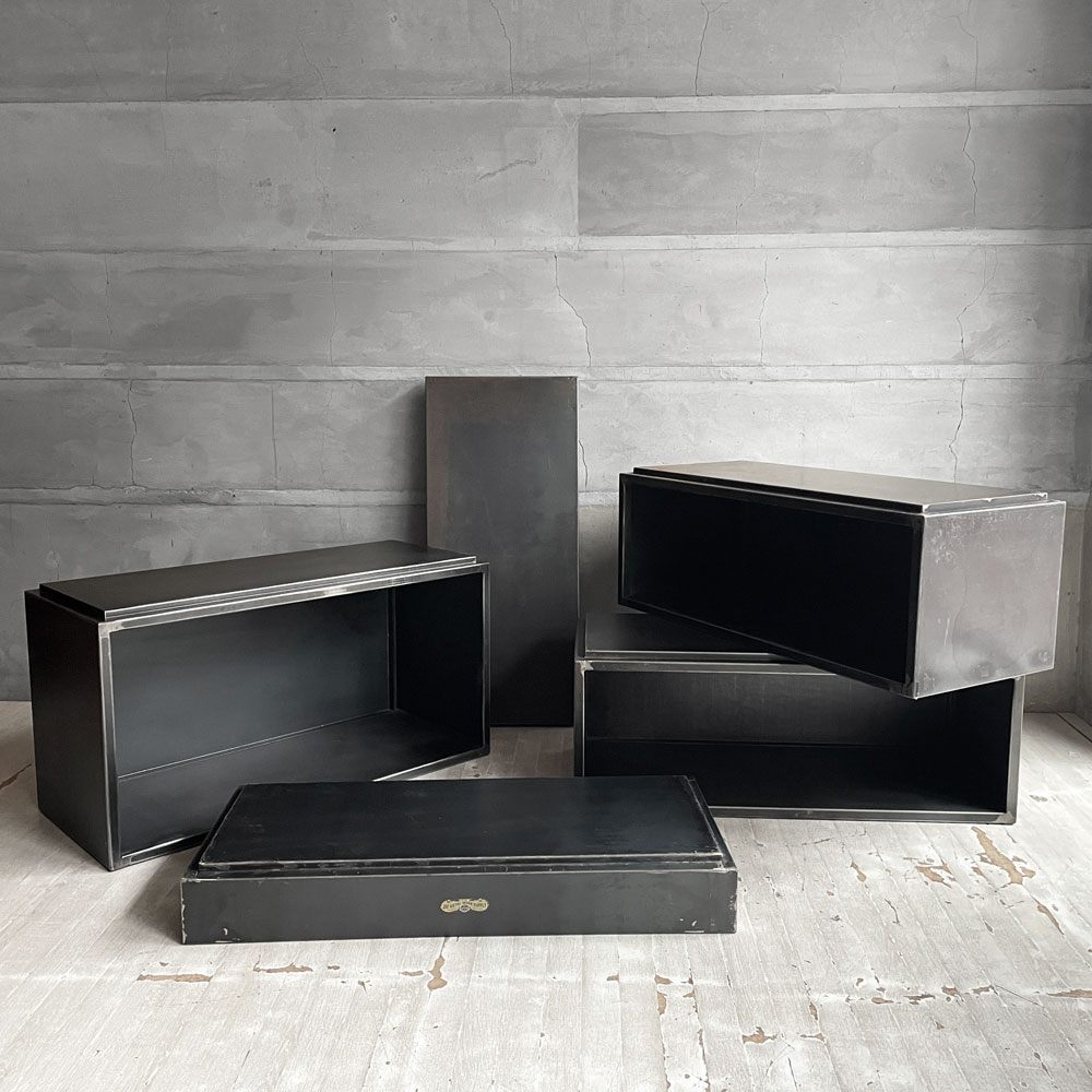 ジャーナルスタンダードファニチャー journal standard Furniture クリスティー CHRYSTIE スタッキングキャビネット3段 アイアン OPEN MODULE Sサイズ 2個 / Lサイズ 1個 + TOP&BOTTOM 合計定価￥112,200- ♪