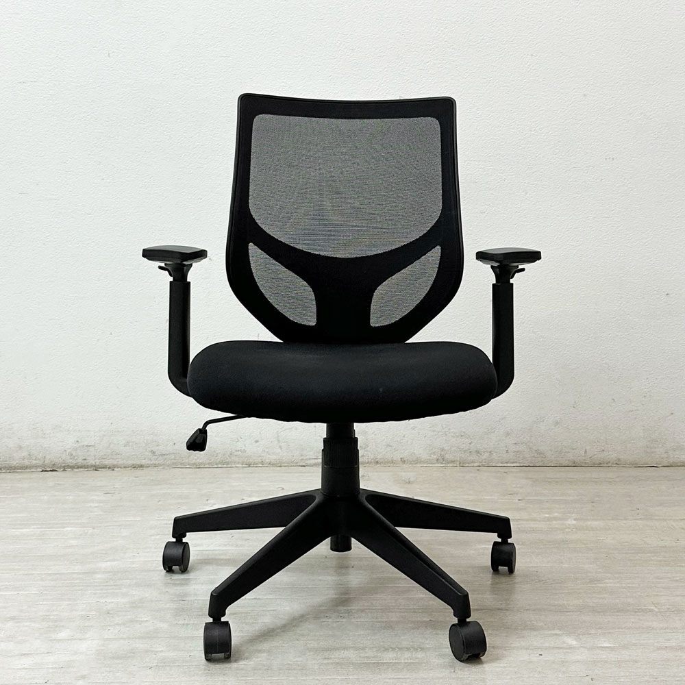 無印良品 MUJI ワーキングアームチェア 背メッシュ デスクチェア オフィスチェア 学習椅子 キャスター ブラック ●