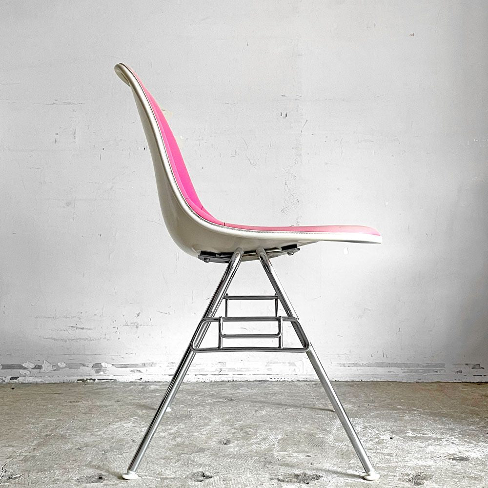 ハーマンミラー Herman Miller 3ndビンテージ サイドシェルチェア FRP製 PVCレザー スタッキングベース C&R イームズ ミッドセンチュリー B ■