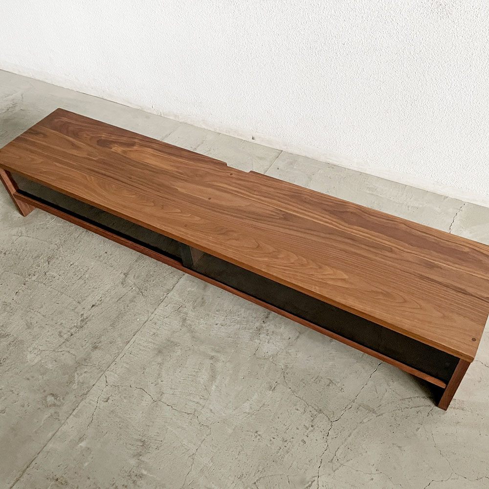 マスターウォール MASTERWAL シャドー SHADOW AVボード TVボード ローボード W180cm ウォールナット無垢材 アカセ木工 展示美品 定価￥231,000- 〓