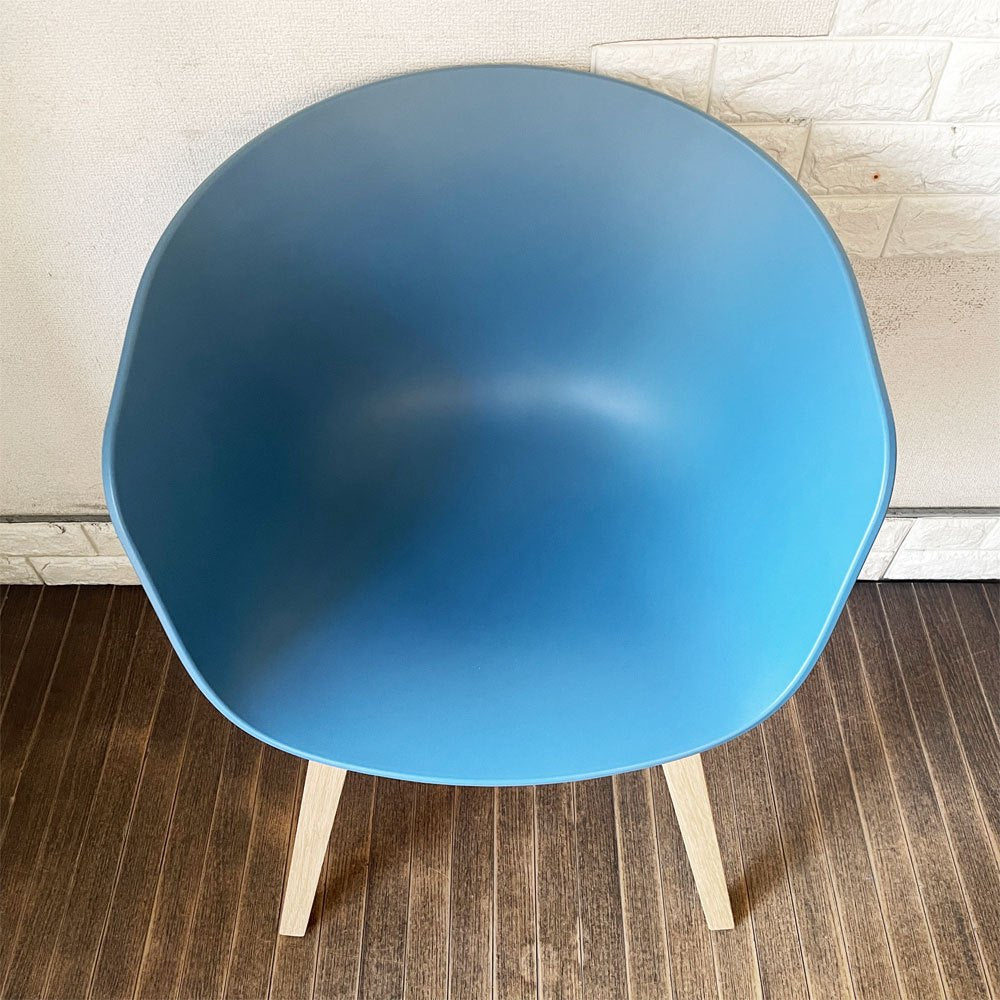 ヘイ HAY アバウトアチェア ABOUT A CHAIR AAC22 アームチェア ポリプロピレン アズールブルー オーク材 ヒー・ウェリング デンマーク 定価￥59,400- ◎