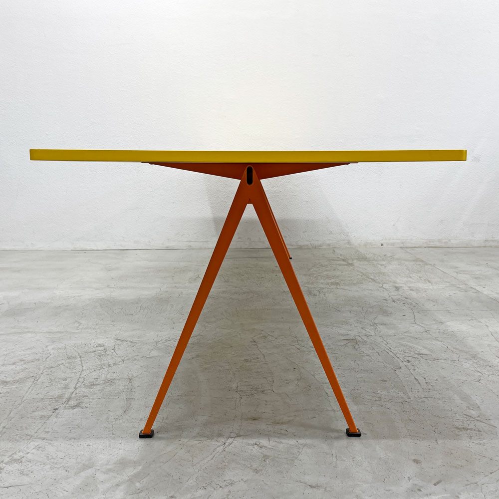 ヘイ HAY ピラミッドテーブル 02 Pyramid table 02 W300cm イエロートップ x オレンジベース 廃番カラー ヴィム・リートフェルト オランダ インダストリアルデザイン 〓