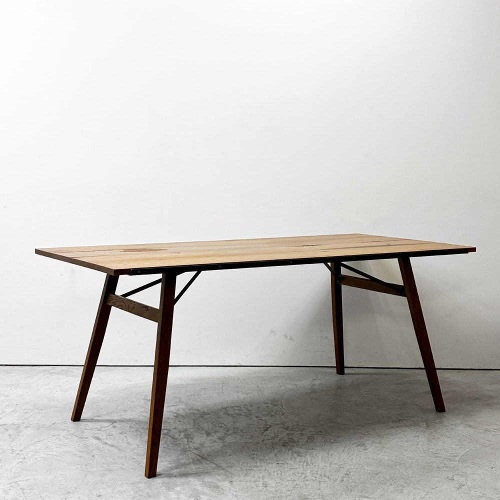 トラックファニチャー TRUCK FURNITURE スットテーブル SUTTO TABLE ダイニングテーブル ナラ無垢材 ナチュラルカラー インダストリアル 参考定価￥268,400- ●