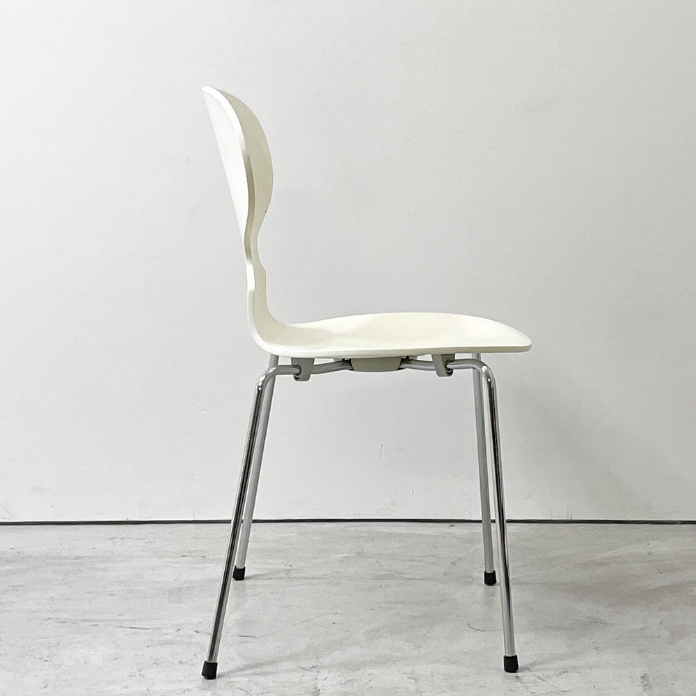 フリッツハンセン Fritz Hansen アントチェア ANT CHAIR アリンコチェア 4本脚 ホワイト ラッカー アルネ・ヤコブセン デンマーク 北欧家具 A ●