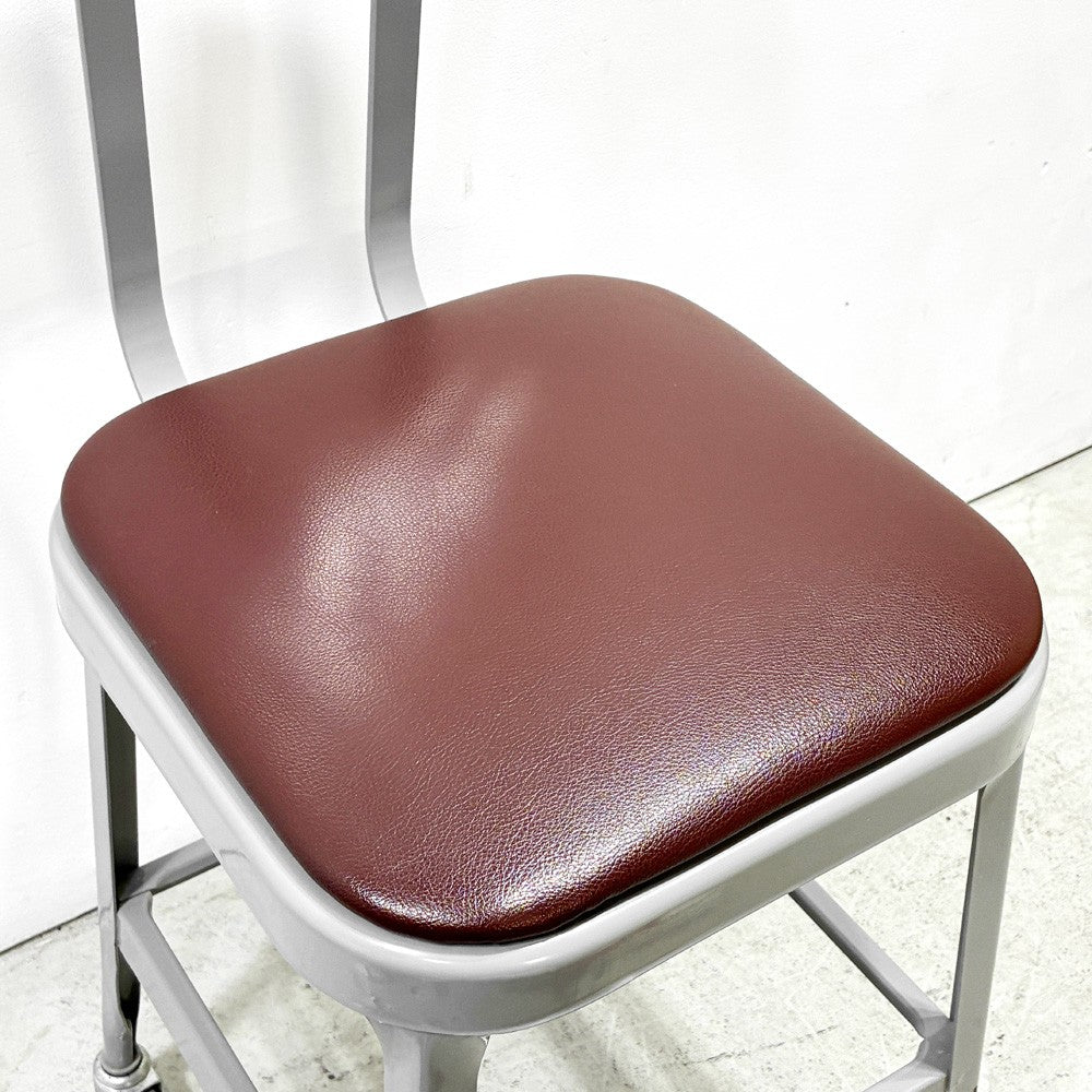 リオン LYON ファクトリー チェア FACTORY CHAIR グレー バックレスト クッション PVCレザー キャスター パシフィックファニチャーサービス P.F.S取扱 廃番 ●