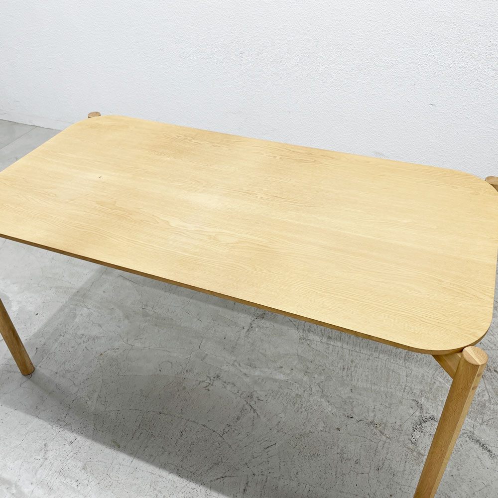 カリモクニュースタンダード Karimoku キャストール ダイニングテーブル CASTOR TABLE 150 国産ナラ材 ピュアオークカラー 定価145,200円 〓