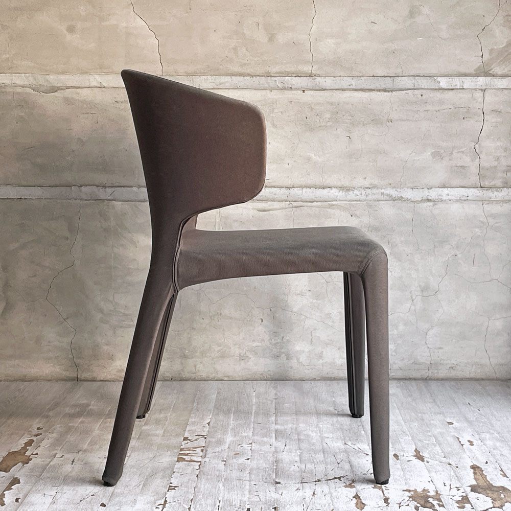カッシーナ Cassina オラ 367 HOLA アームチェア ファブリック ハンス・ウェッツスタイン 参考定価￥228,000- 現状品 A ♪