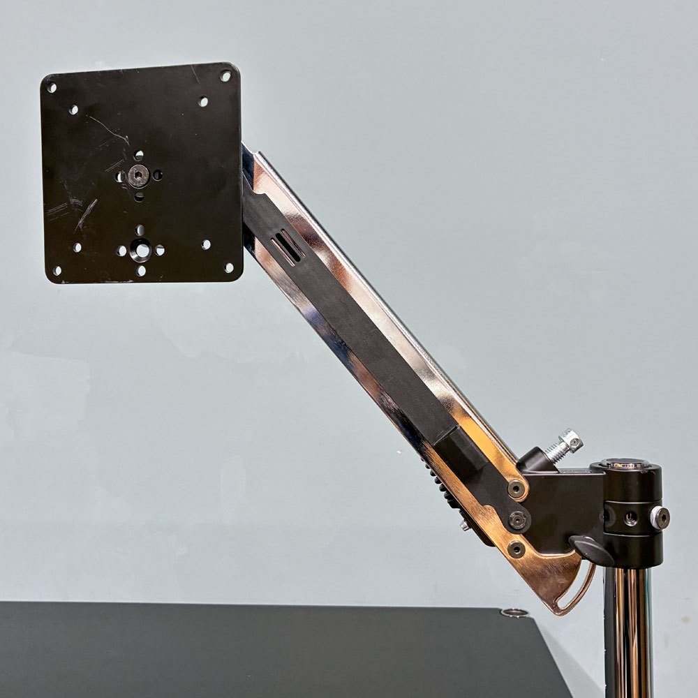 USMハラー USM Haller モジュラーファニチャー ハラーテーブル用 フラットスクリーンスウィングモニターアーム オフィス家具 スイス ◎