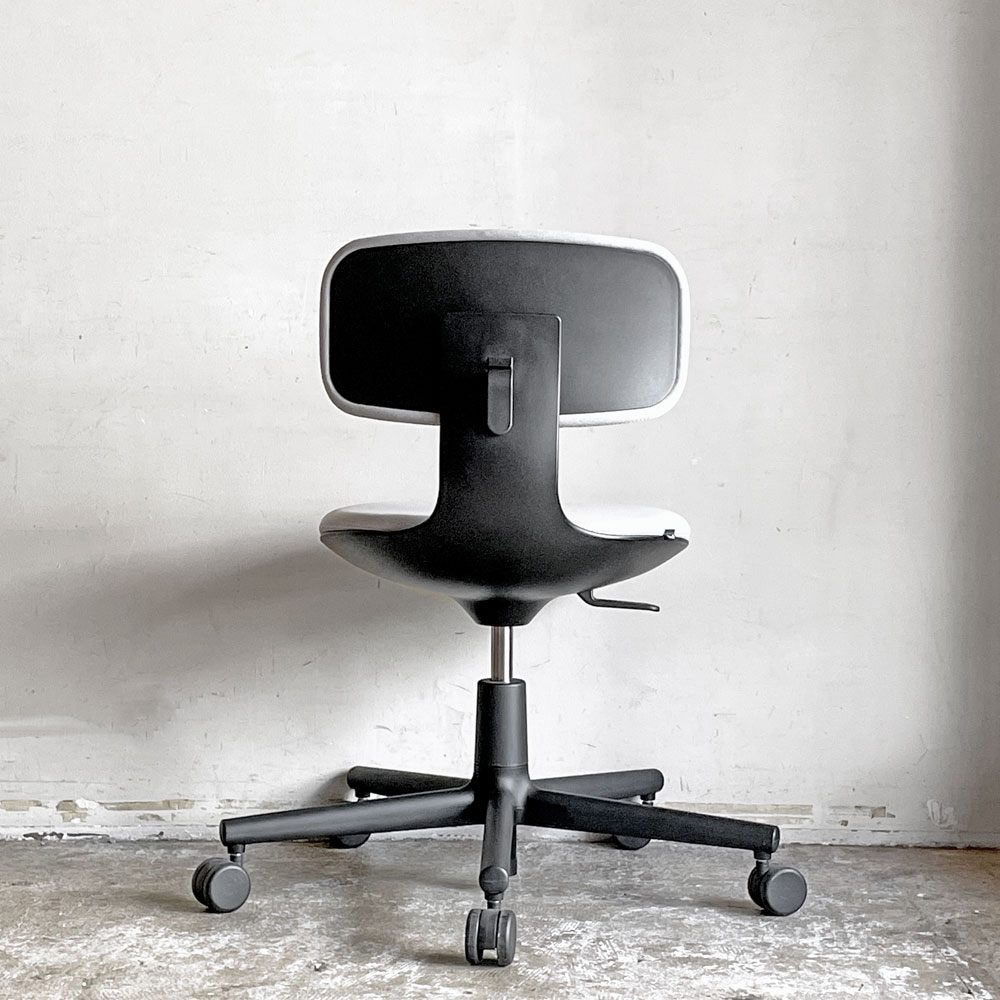 ヴィトラ vitra ルーキー Rookie デスクチェア キャスターチェア コンスタンチン・グルチッチ グレー系ファブリック 定価￥66,000- ■