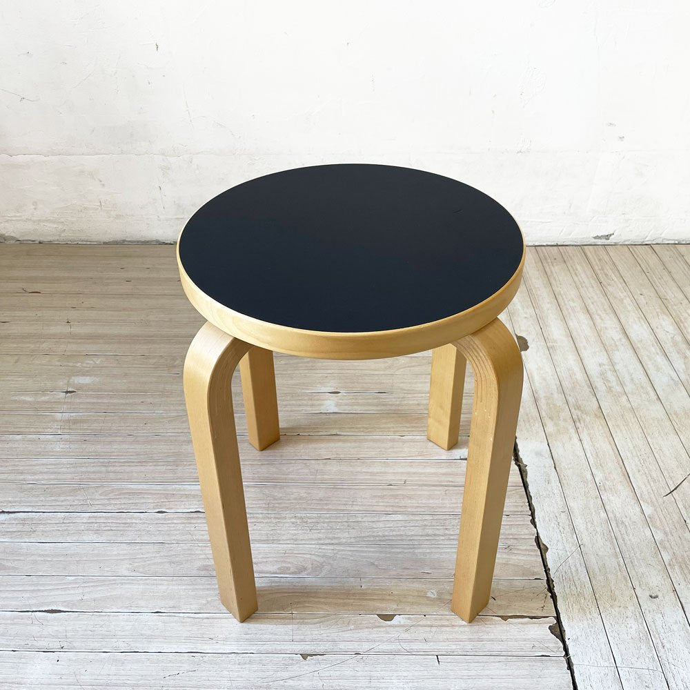 アルテック Artek スツール E60 Stool 4本脚 バーチ材 スコープ別注カラー リノリウム カーボン6 アルヴァ・アアルト フィンランド 北欧家具 ★