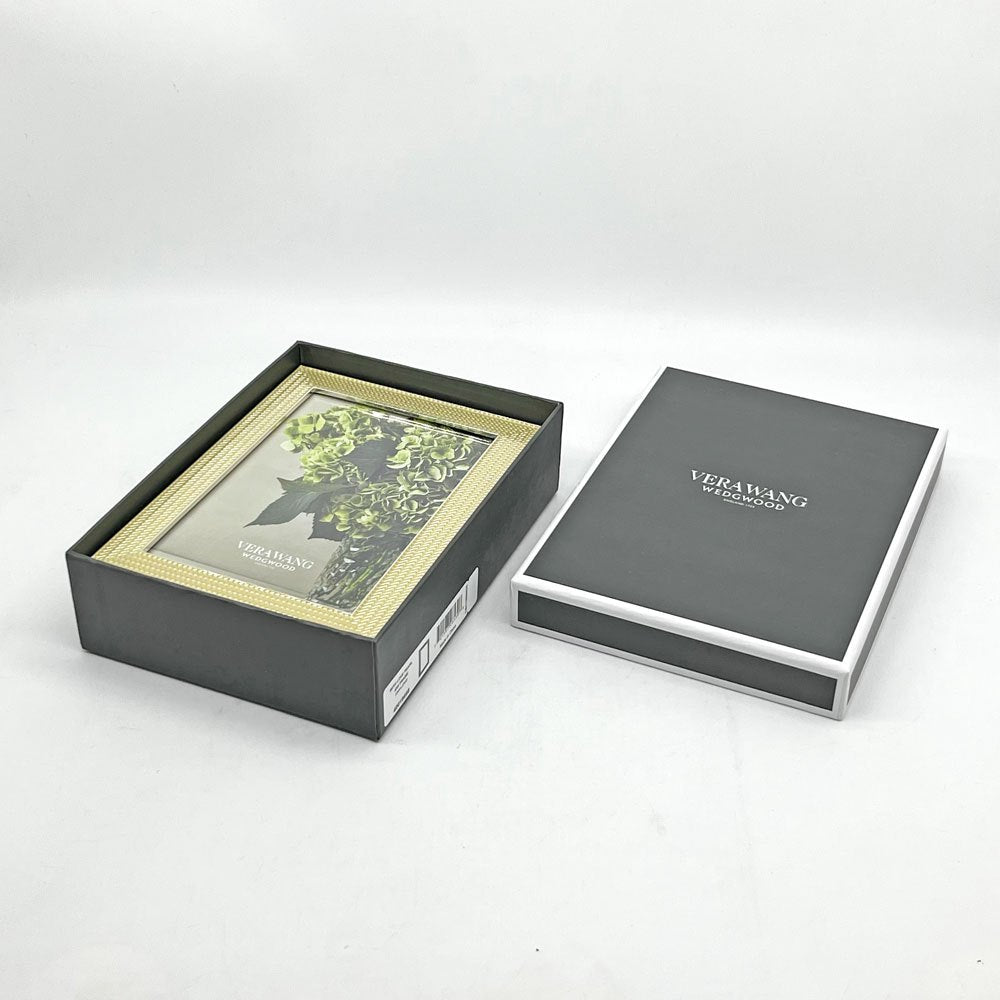 ウェッジウッド WEDGWOOD ヴェラ・ウォン Vera Wang ウィズ ラブ ヌーヴォー ピクチャーフレーム 4×6インチ KG判 写真立て ●