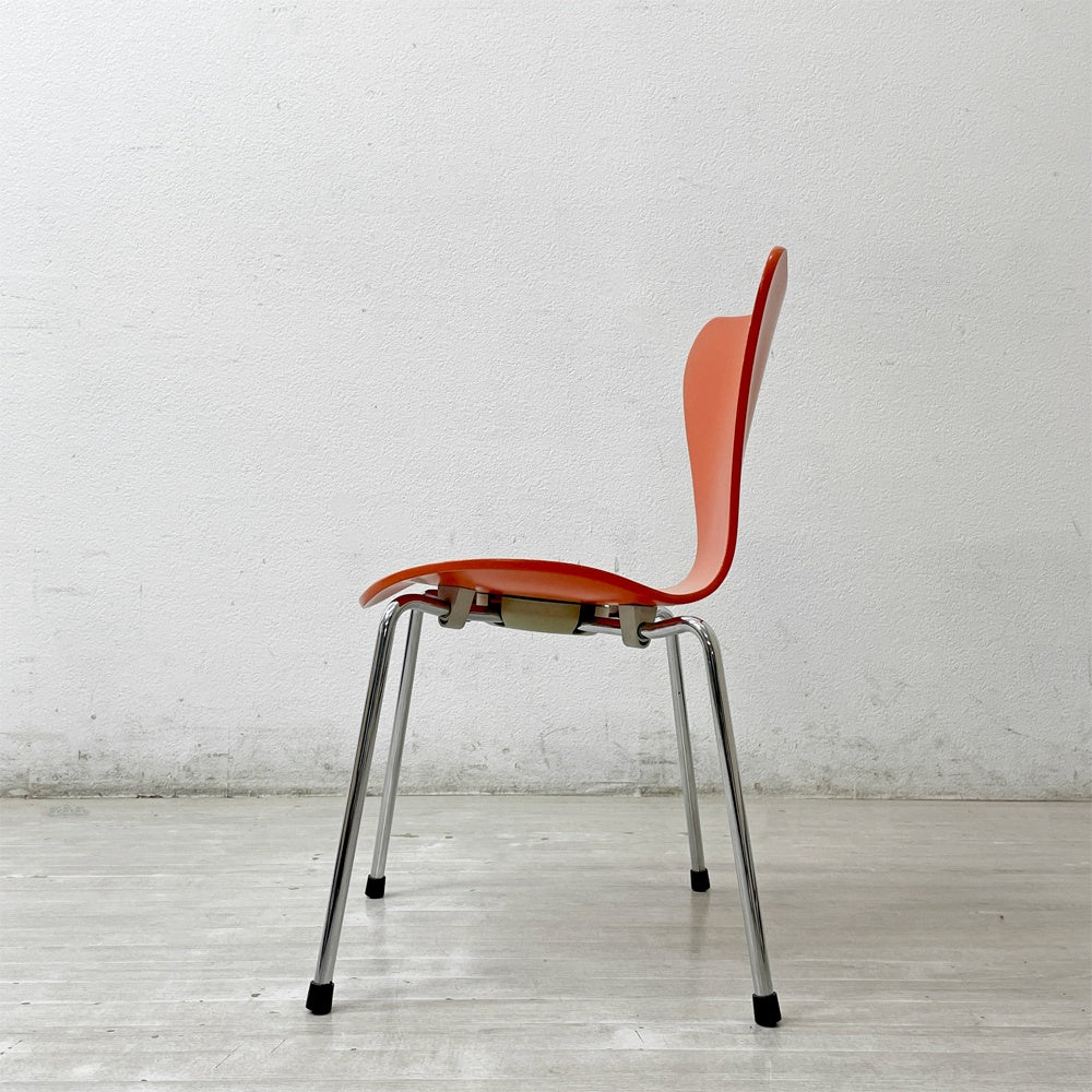 フリッツハンセン Fritz Hansen セブンチェア キッズ 子供イス アルネ・ヤコブセン Arne Jacobsen オレンジ 廃番色 ●