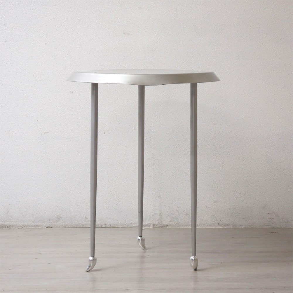 イデー IDEE ルシアン テーブル LUCIEN TABLE IFFT-0220 カフェテーブル アルミトップ スチールレッグ EMMANUELLE TORCK 90s ●