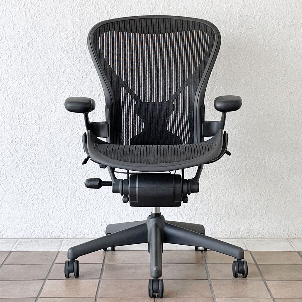 ハーマンミラー Herman Miller アーロンチェア スタンダード Bサイズ ポスチャーフィット グラファイトベース デスクチェア ビル・スタンフ＆ドン・チャドウィック ◇
