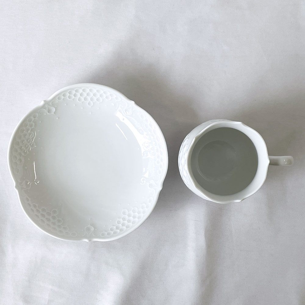 マイセン Meissen ホワイトレリーフ コーヒーカップ＆ソーサー C&S ルードヴィッヒ・ツェプナー Ludwig Zepner ドイツ A ◇
