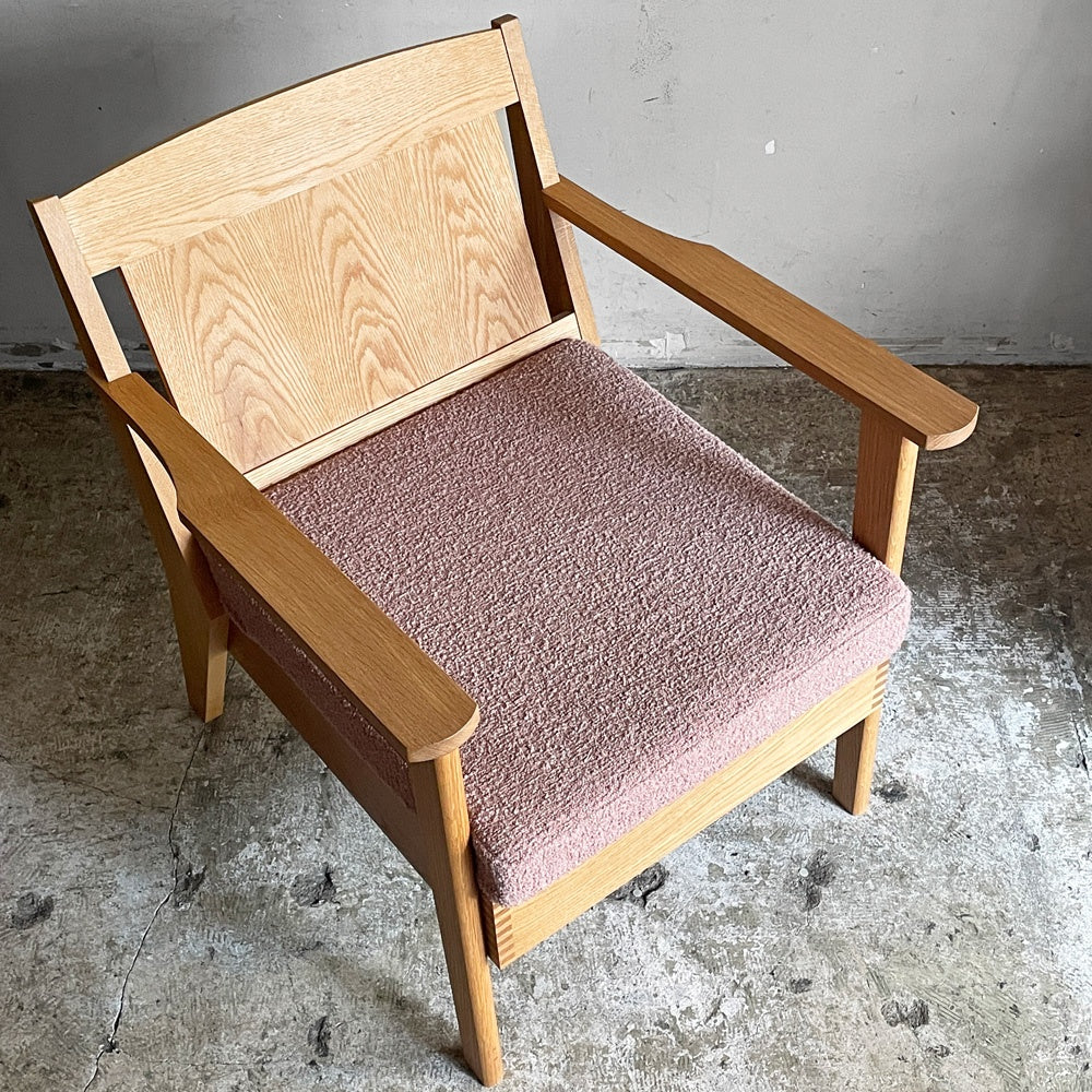 モーブレーワークス MOBLEY WORKS オーク材 ラウンジチェア 1Pソファ 1シーター 1人掛け 座面クッション付 ナチュラル モダン W65cm 鰤岡力也 ■