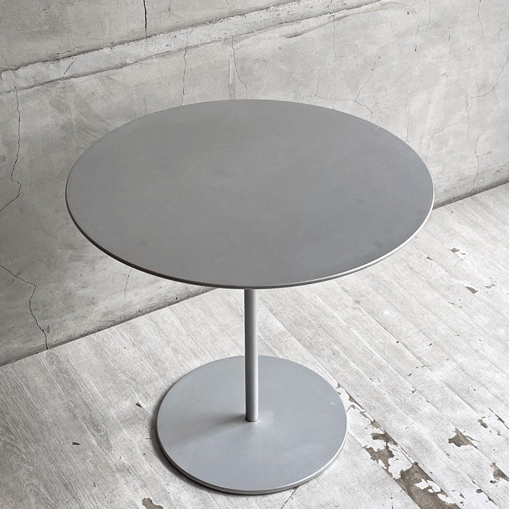 カッシーナイクスシー Cassina ixc. 252 オンオフ ON-OFF サイドテーブル アルミニウム ピエロ・リッソーニ イタリアモダン 廃番 定価約15万円 ♪