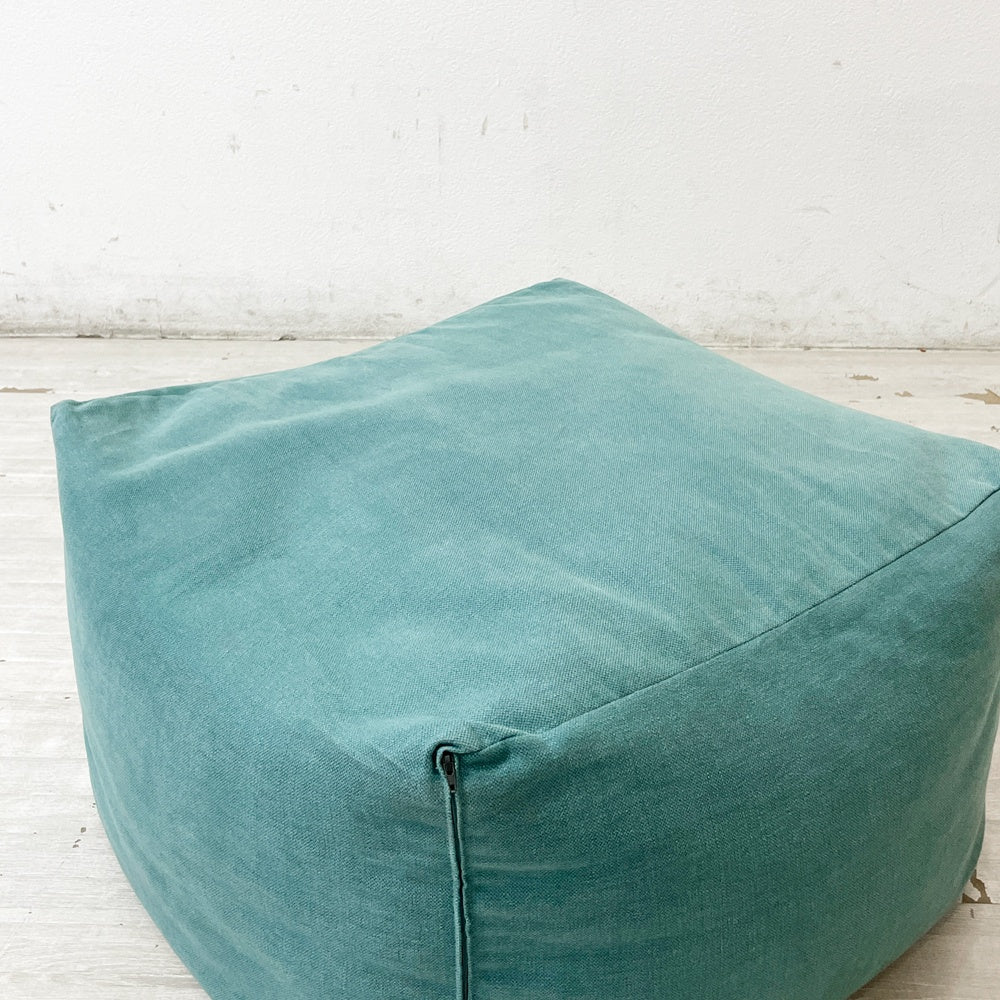 ヘイ HAY Pouf Planar フロア クッション w60cm ライトブルー 発泡ポリプロピレン 国内廃番 参考定価：￥24,750- B ●
