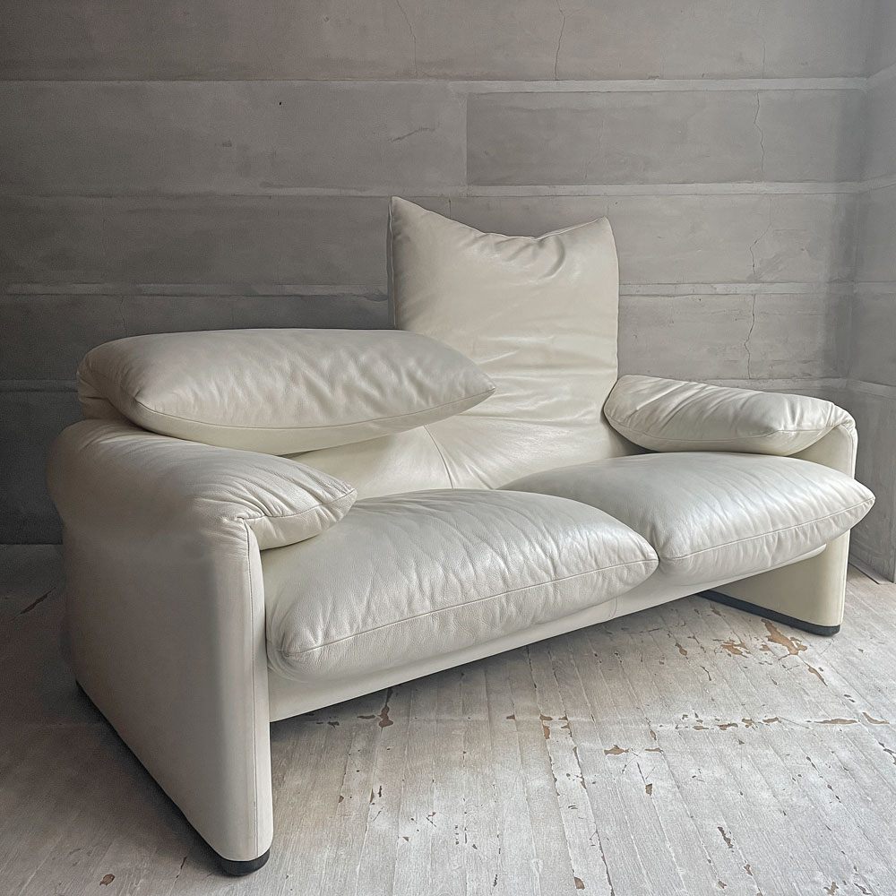 カッシーナ Cassina 675-2P マラルンガ MARALUNGA 2Pソファ  2人掛け レザー 本革 ホワイト ヴィコ・マジストレッティ ♪