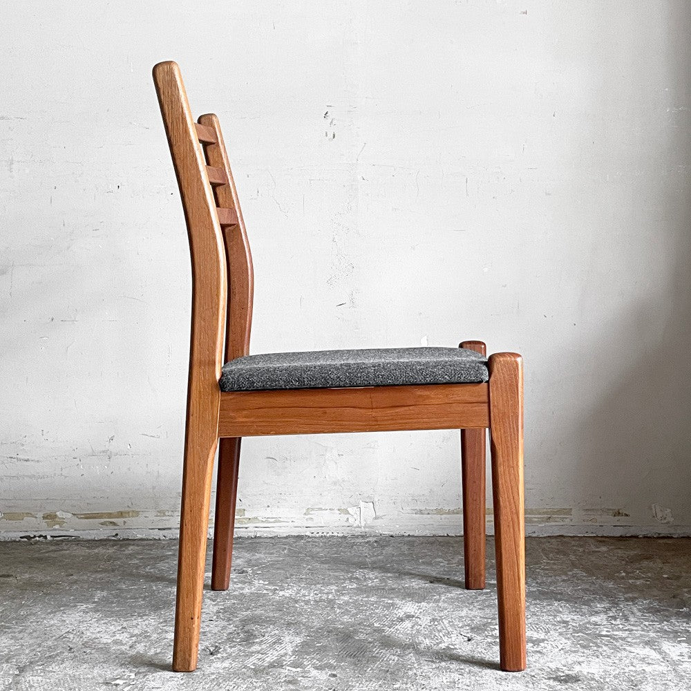 ジャパンビンテージ Japan Vintage チーク材 ラダーバック ダイニングチェア グレー系ファブリック SH39cm 座面張替＆ウレタン交換済 北欧スタイル ■