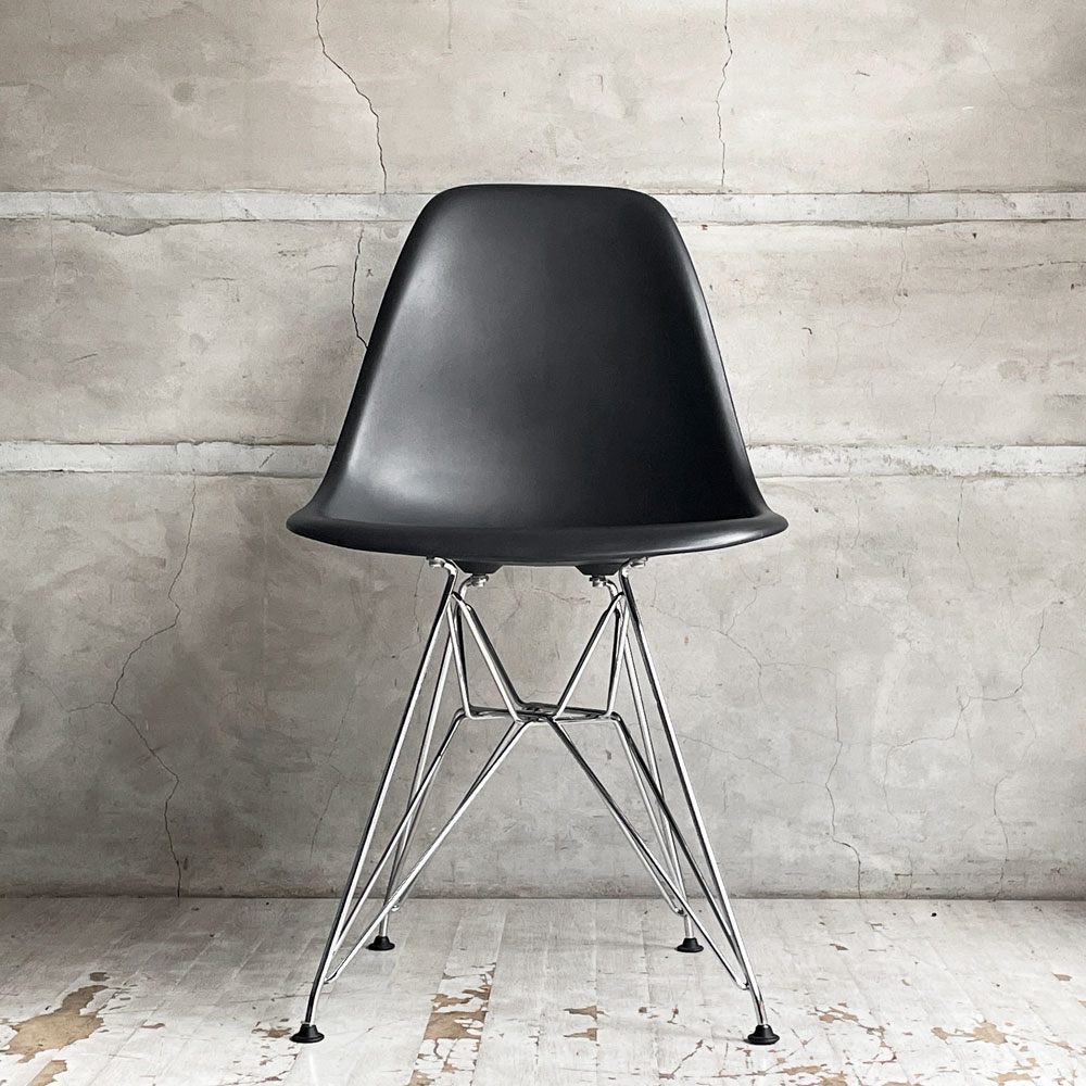 ハーマンミラー HermanMiller × ヴィトラ vitra Wネーム サイドシェルチェア ポリプロピレン ブラックカラー エッフェルベース C&Rイームズ ♪
