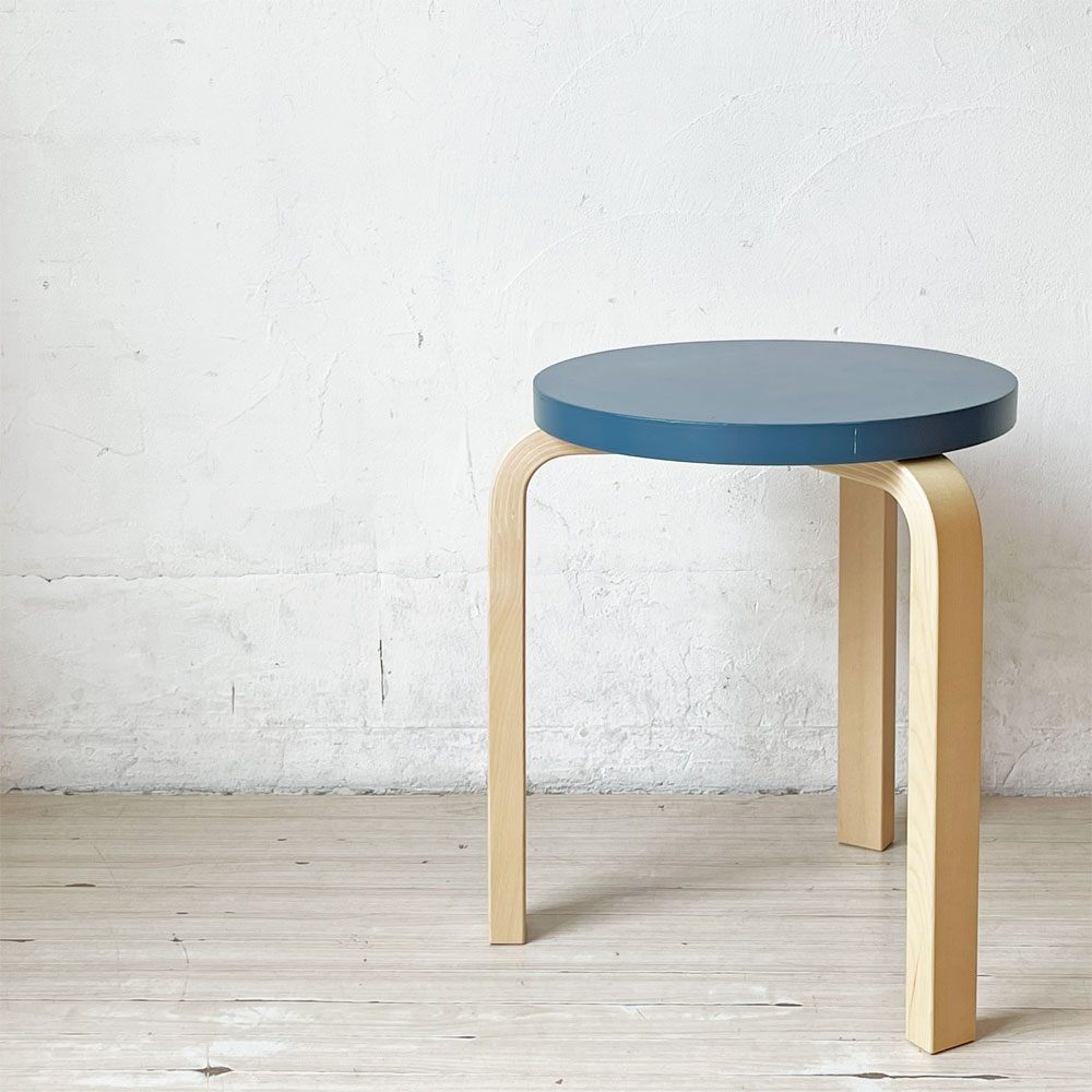 アルテック artek スツール60 Stool60 ブルーラッカー バーチ材 3本脚 Lレッグ アルヴァ・アアルト スタッキング 北欧家具 定価￥46,200- ★