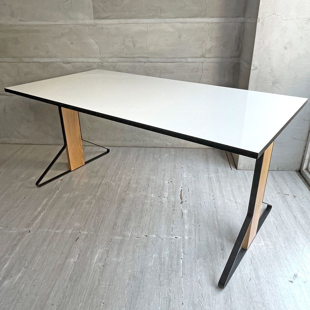 アルテック Artek カアリテーブル KAARI TABLE REB001 ホワイトグロッシーラミネート天板 ナチュラルオーク ダイニングテーブル オフィステーブル W160 定価 ￥286,000- ♪